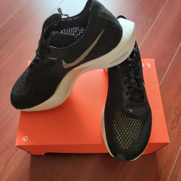 Nike ZoomX Vaporfly 3 - Black Metallic Gold Grain - Picture 3 of 7